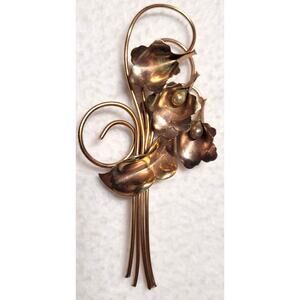 4.5" Vtg 40s Copper Bronze Lilly Bouquet Brooch Aluminum Formed Wire Faux Pearl
